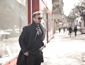 Cold-Weather Layering Without Bulk: Base to Outer