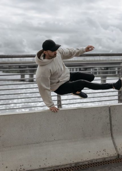 5 Athleisure Wear UK Myths That Cost You Money