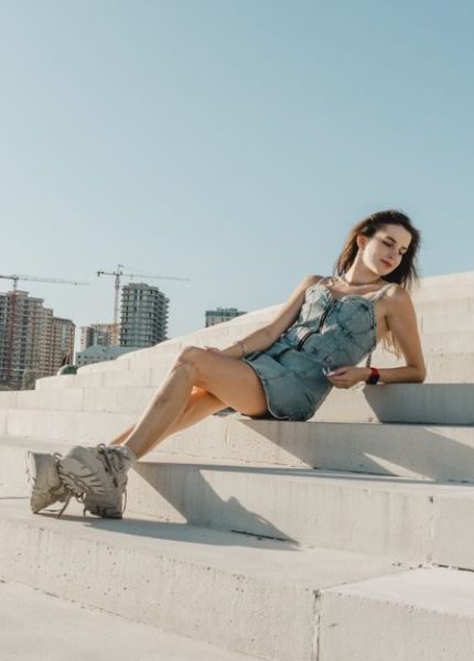 Best Denim Jumpsuits: How to Choose the Right Cut