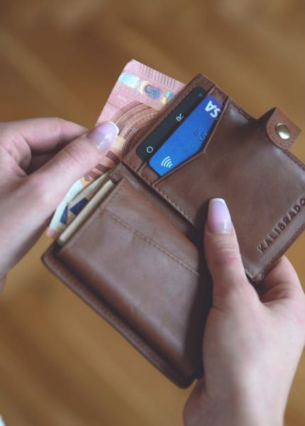 6 Korean Wallets That Combine Style and Function