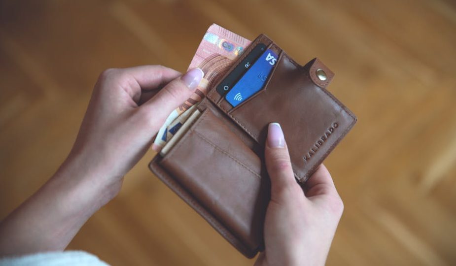 6 Korean Wallets That Combine Style and Function 6 Korean Wallets That Combine Style and Function