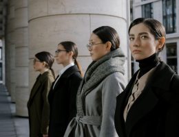Interview Outfits for Women: 5 Polished Formulas That Work
