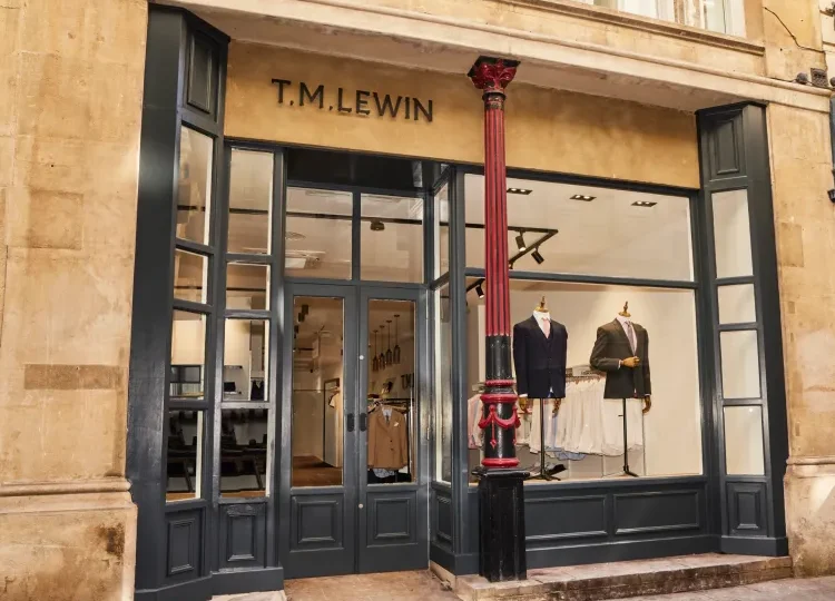 TM Lewin Returns to the High Street With a Slick New Flagship Store TM Lewin Returns to the High Street With a Slick New Flagship Store